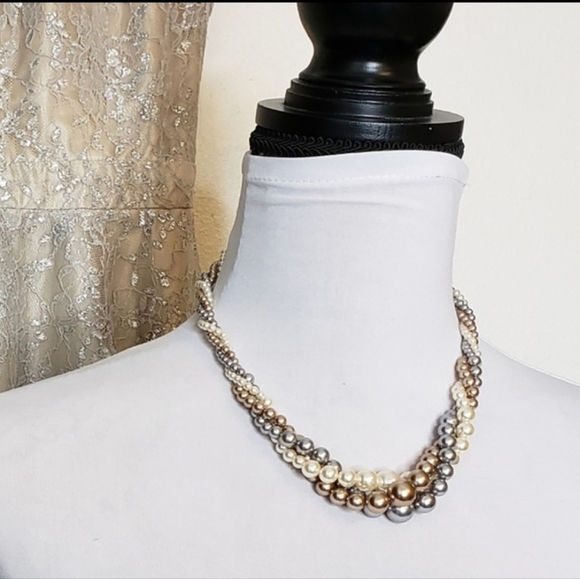 Vintage Multi Strand Fresh Water Faux Pearl Necklace Unique Mid Century Classic - Picture 16 of 16